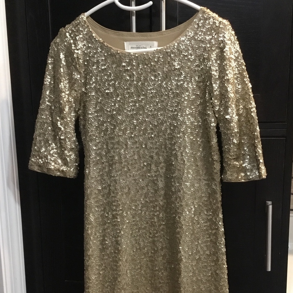 HP🎉4.18.21🎉Gold sequin mini dress 👗 - Picture 5 of 5